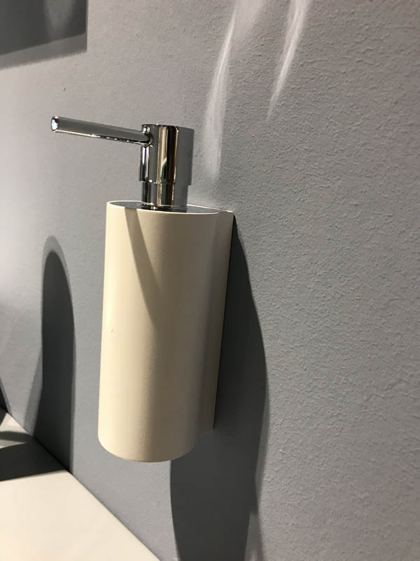 Gästebad Accessoire Seifenspender in creme