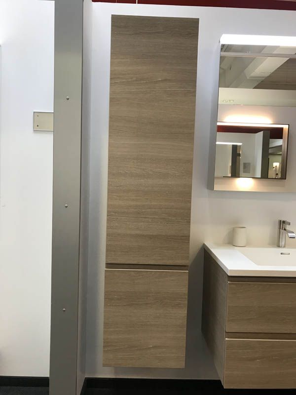 Badmöbel Hochschrank in Holzoptik