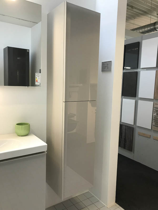 Badmöbel Hochschrank in beige Hochglanz